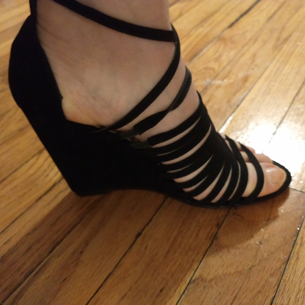 Sandals - Picture 5 of 7